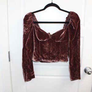 Aritzia Wilfred Novella Velvet Blouse‎ Smocked velvet puff-sleeve Size 0 Truffle